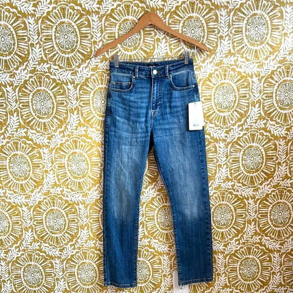 NWT SAINT + SOFIA Emma High Rise Straight Leg Jeans in Mid Blue size 4 (26”) - Picture 9 of 15